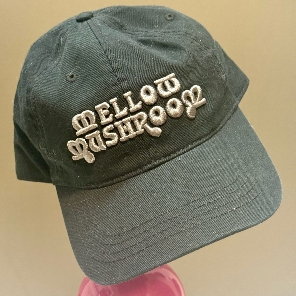 Mellow mushroom black hat new!
